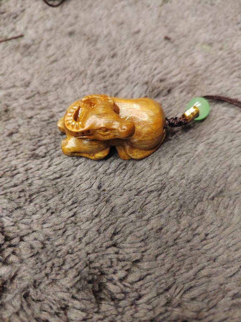 Green Sandalwood Zodiac Animal Guardians Phone Strap & Backpack Pendant