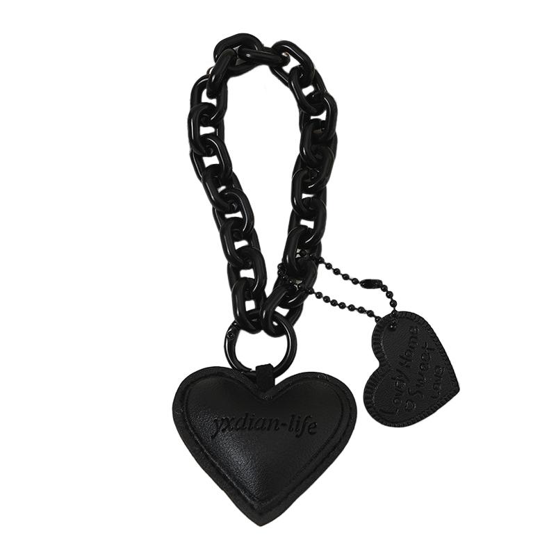 Simple Love Leather Keychain Pendant  Versatile Keychain For Women Exquisite Backpack Decoration Accessories Gifts