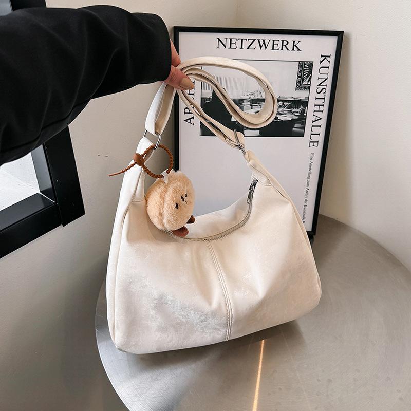 Large-capacity messenger bag women's 2025 summer new versatile shoulder college student class bag tote bag