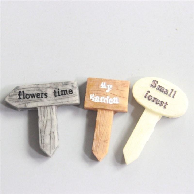 Resin Craft Forest Directional Signpost Decorating Ornaments For Micro Landscape Diy Assembly