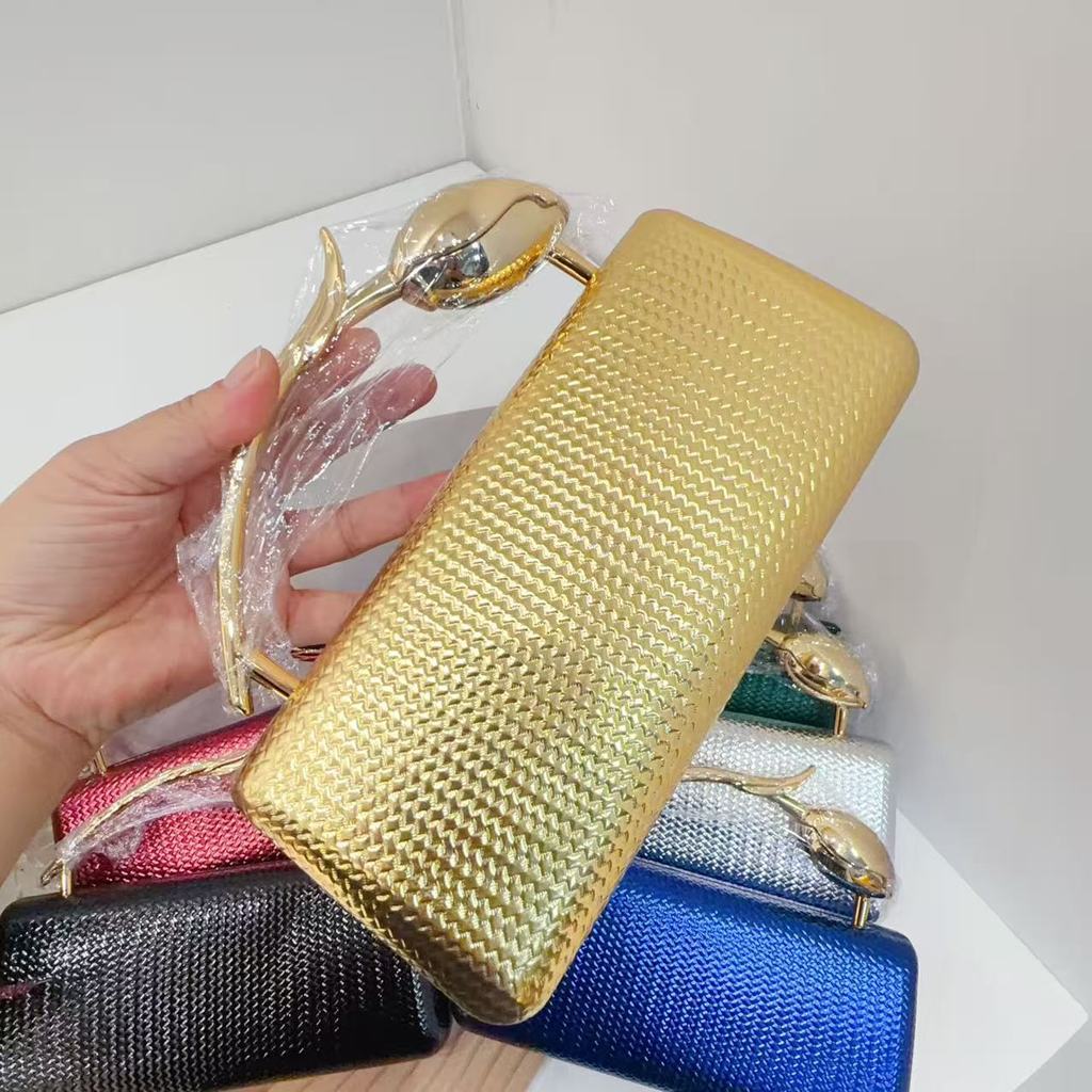 Pochette a Forma di Rosa in PU con Catena per Serata Romantica