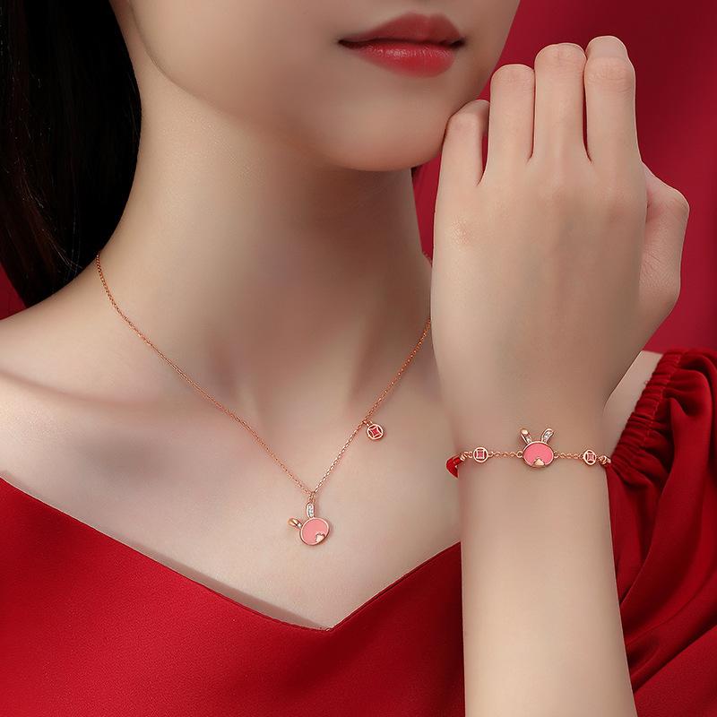 Original Lucky Rabbit Necklace Female Natal Year Zodiac Rabbit Pendant New Year's Gift