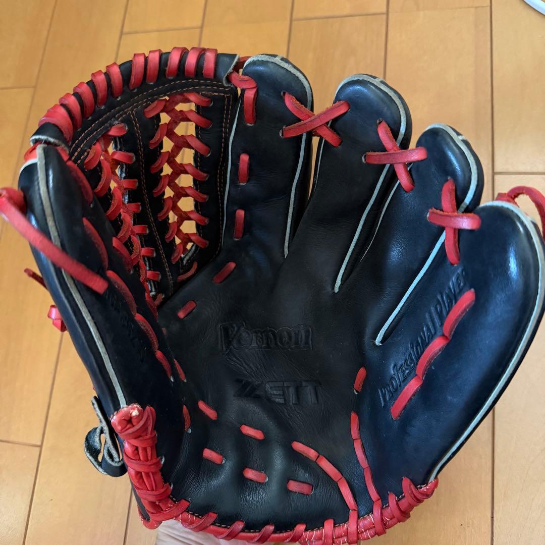Used ZETT Softball Glove Professional Player