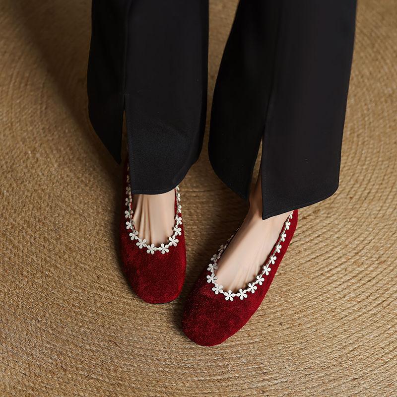 Sweetheart girl~! Retro silver flat-bottomed flower transcendent foreign style comfortable Mary Jane single shoes women's soft-soled grandma shoes