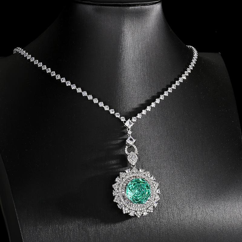 Jewelry Copper Bottom Gold-Plated Rose Chepala Green Sunflower Pendant Main Stone 18Mm