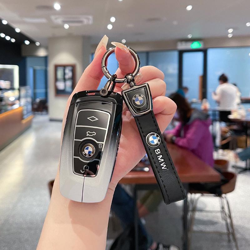 Compatible Key Shell for BMW 1, 3, 5, 7 Series, X1, X2, X3, X5, iX3, and i3 Models, plus Metal 530 and 325Li Buckles.