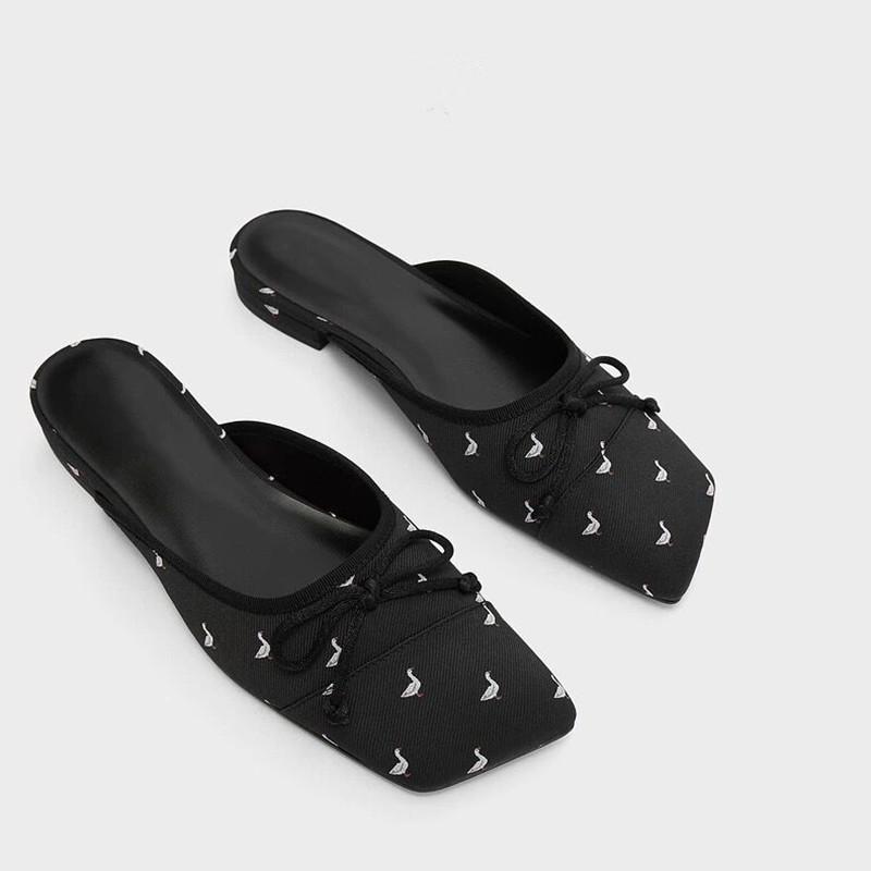 

Модные Новые Туфли-шлепанцы с квадратным носком и бантом, женские балетки на низком каблуке, женские неглубокие мюли, сандалии ниндзя, женские домашние и уличные шлепанцы 2025 4.5