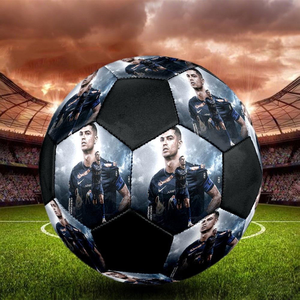 1 pièce Cristiano Ronaldo taille 5 ballon de football PrahaBallon de Football Indoor Coloré Tous Âges Cousu à la Machine PVC Prêt pour la Compétition Durable Haut Rebond