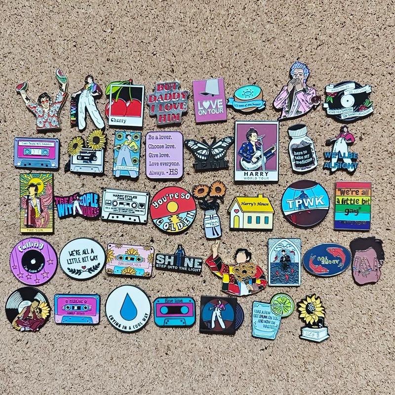 Popular Music Art Enamel Pins Rock Band Cartoon Brooches Backpack Decoration Lapel Badge Gifts For Good Friends