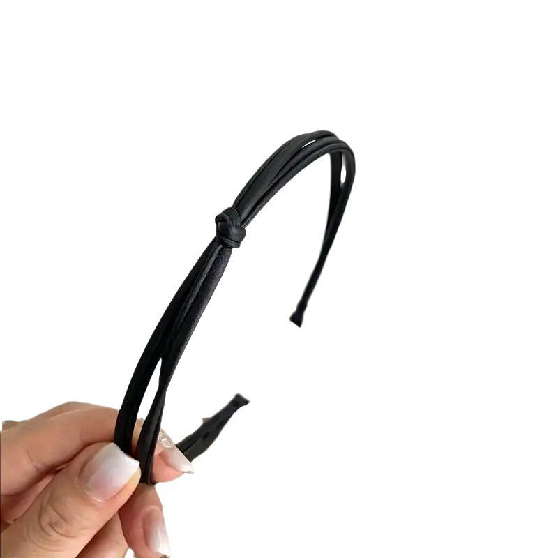 Fascia per capelli in pelle PU annodata stile coreano: Colore Solido, Semplice e Versatile per Uscite, Accessorio per Capelli da Donna