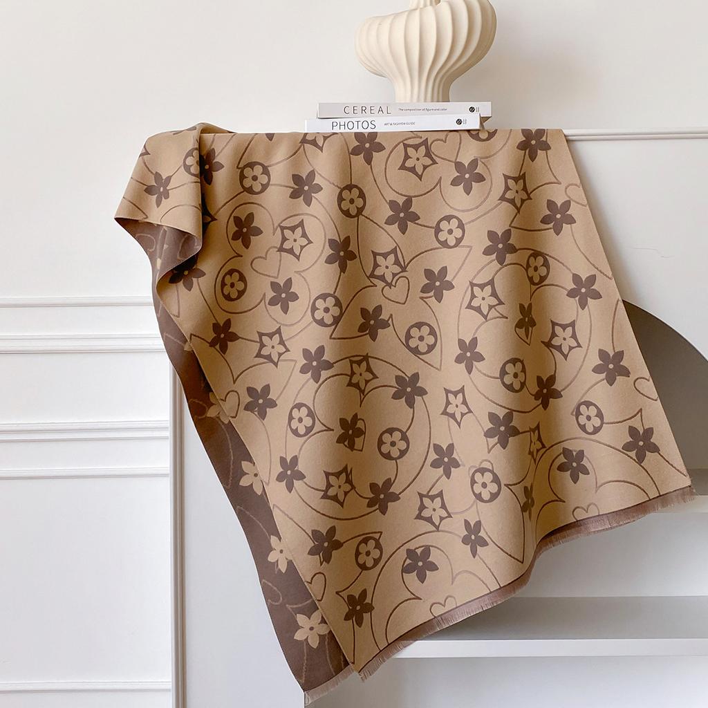 Big-Name Five-Pointed Star Imitation Cashmere Scarf Women'S Autumn And Winter College Style High-End Thickened Thermal Air Conditioner Shawl