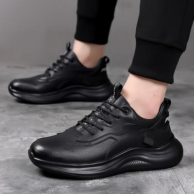 Baskets homme printemps et automne nouvelles chaussures en cuir à semelle souple en cuir de vache tendance homme chaussures de skate décontractées chaussures à plateforme pour homme 2025