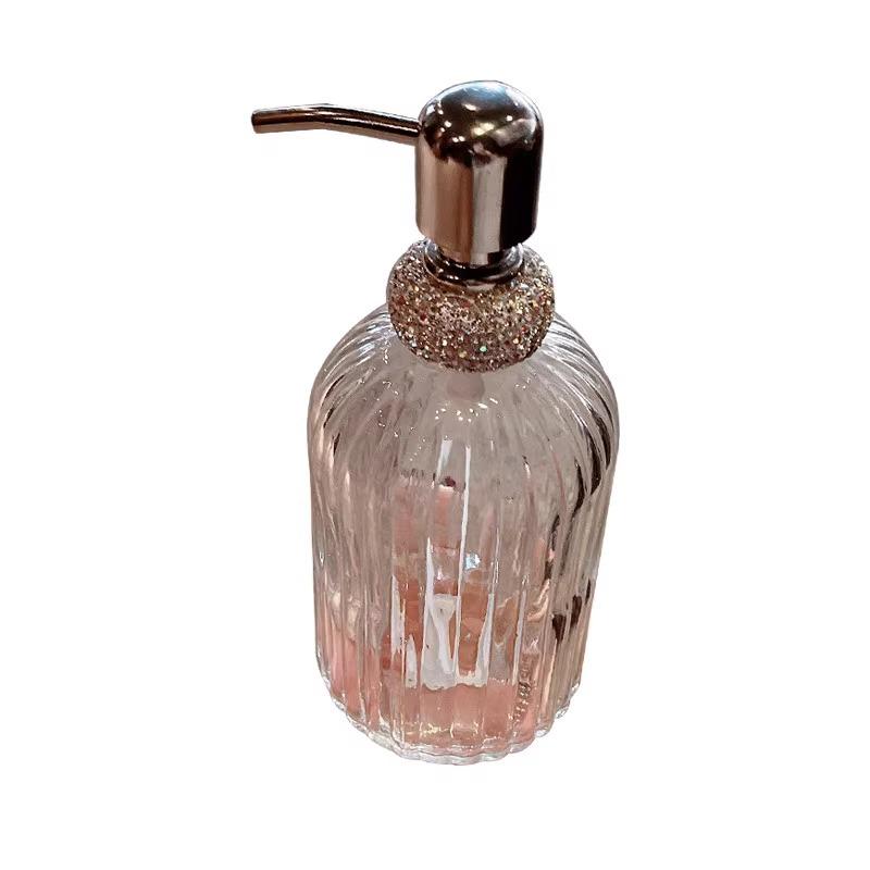 Luxuriöse Glasflasche mit Strasssteinen für Handdesinfektionsmittel oder Lotion - Großes Fassungsvermögen, Pumpmechanismus.