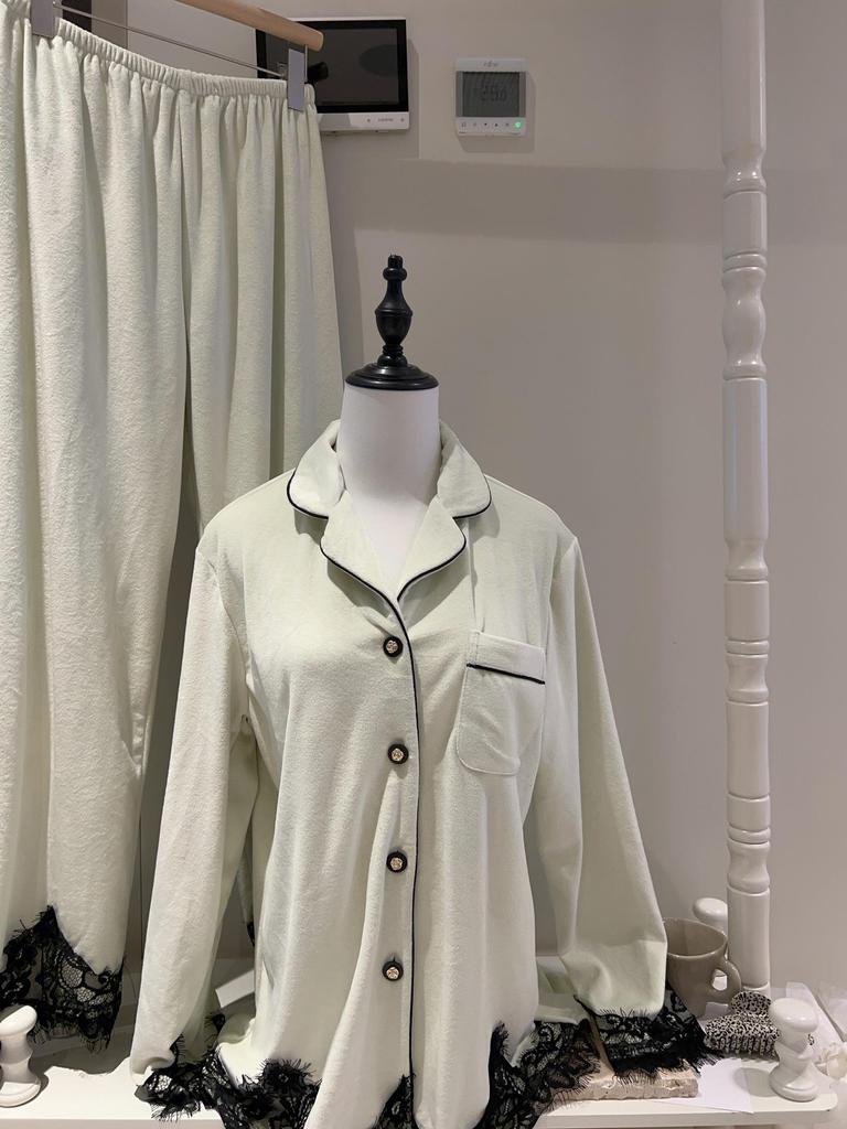 Dámské pyžamo z mořské bavlny v korejském stylu: Podzimní/Zimní Fleecový Domácí Oděv s Krajkovým Lemováním