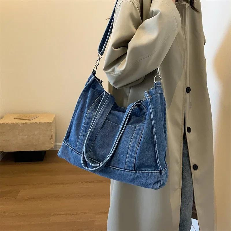 Simple and Versatile Cowboy Style Shoulder Bag  Travel and Leisure Crossbody Bag  New Fashion