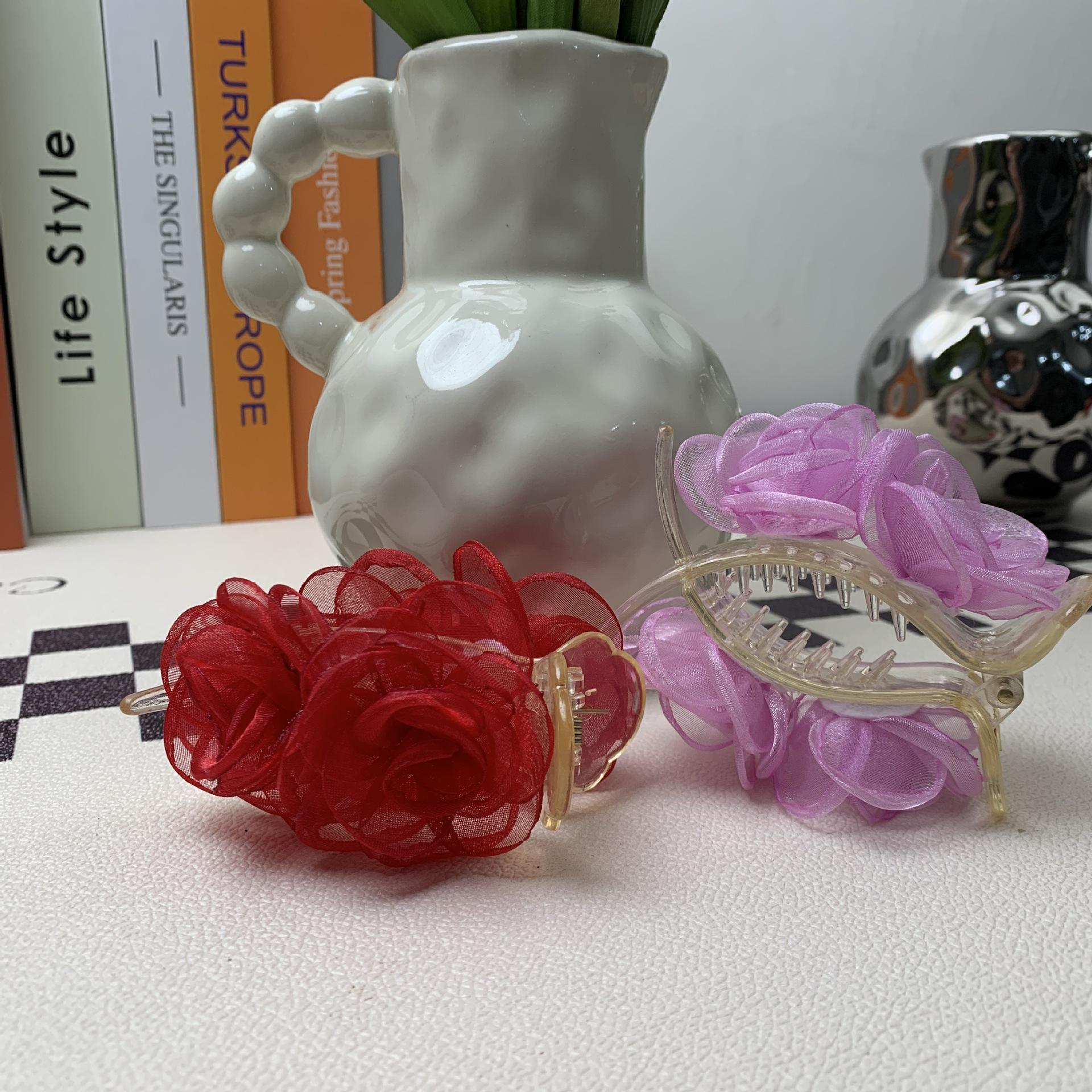 

Red Flower High-End Large Shark Claw Hair Clip for Ponytails розы красного