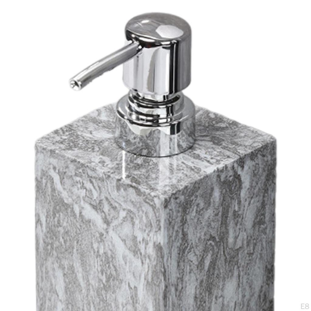 Schicker Marmor Seifenspender mit elegantem Pumpkopf für Waschtisch im Badezimmer