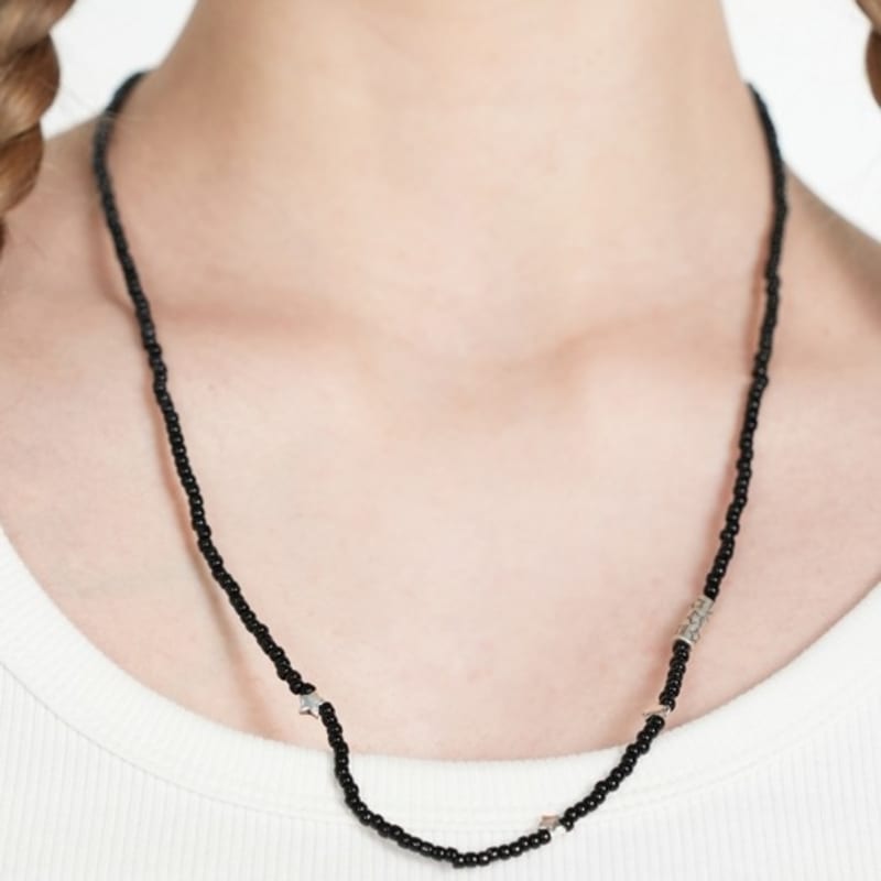 BONBEAU Silver star charms black beads Necklace Silver star charm black bead long necklace