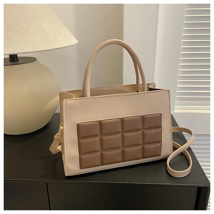 Vintage Large Capacity Handheld Square Bag For Women Stylish Trendy Design 2024