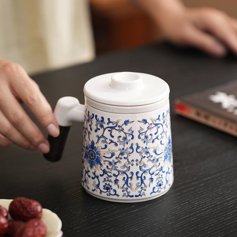 High-end National Style Tangled Lotus Tea Office Cup Tea Separation Business Tea Set Creative Portable Gift