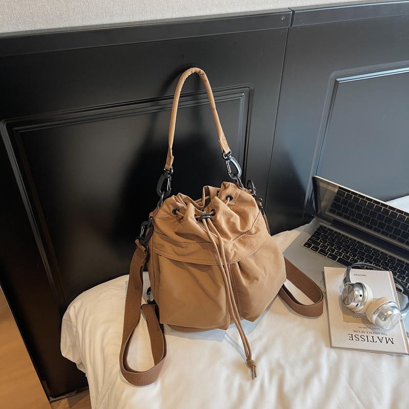 Multifunktionale Umhängetasche mit großer Kapazität Damen Rucksack mit Kordelzug Mehrfachtasche Umhängetasche