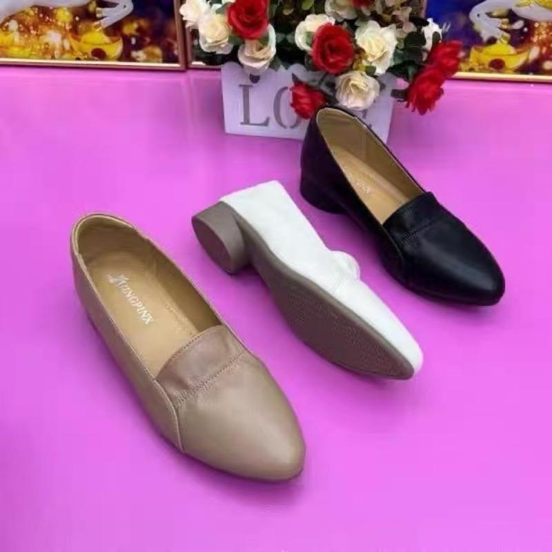 Summer thick heel single shoes women's spring new soft sole not tired feet women's leather shoes shallow mouth low heel one pedal