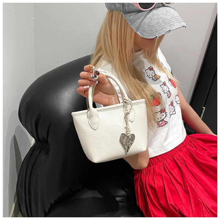 Portable Bucket Bag Summer New Niche Trendy Casual Shoulder Bag Premium Messenger Bag