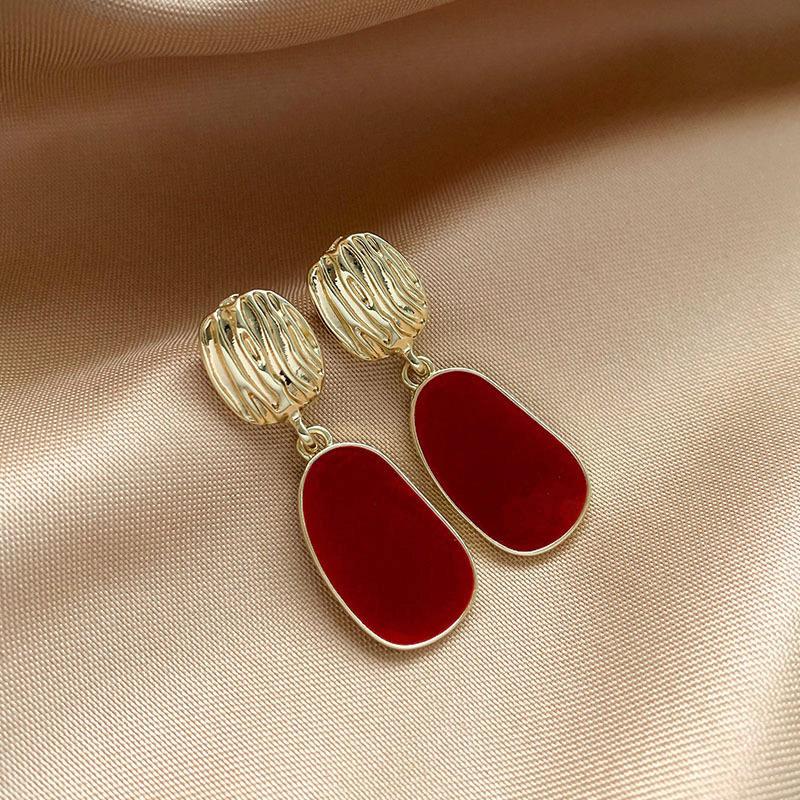 Maillard coffee color amber earrings women's autumn and winter high-end commuter style earrings light luxury niche design earrings