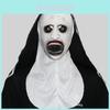Griezelig latex nonnenmasker voor Halloweenfeesten en enge verkleedpartijen voor volwassenen.
