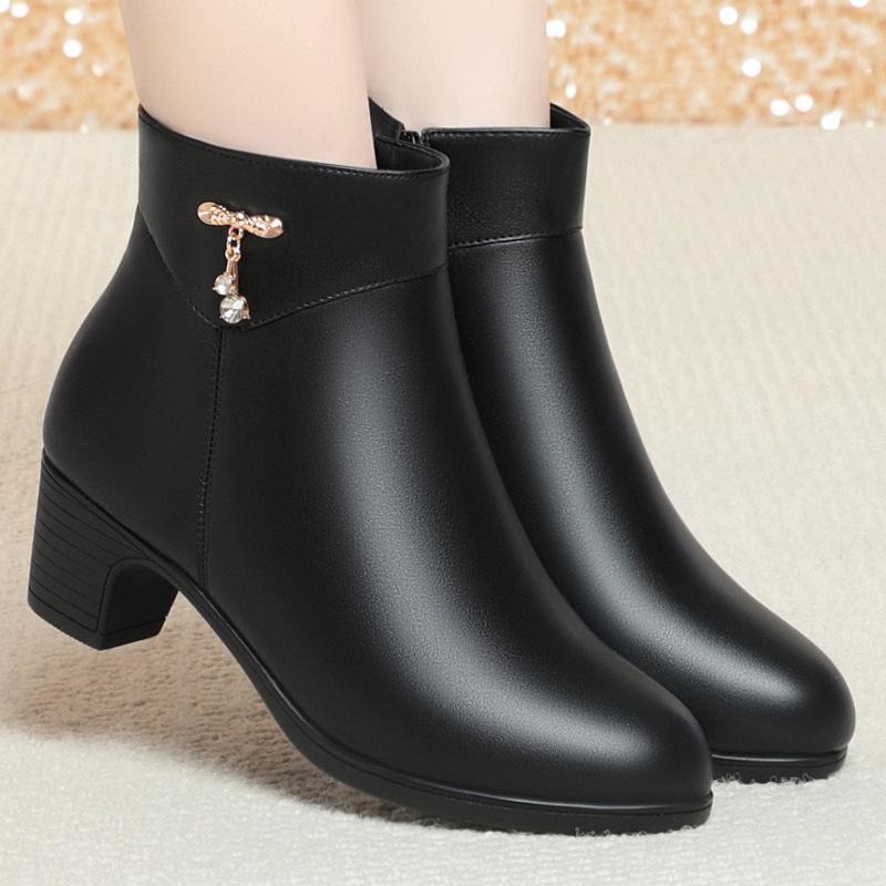 mother shoes autumn and winter short boots women's medium heel boots fleece leather shoes thick heel cotton shoes elderly winter shoes single boots