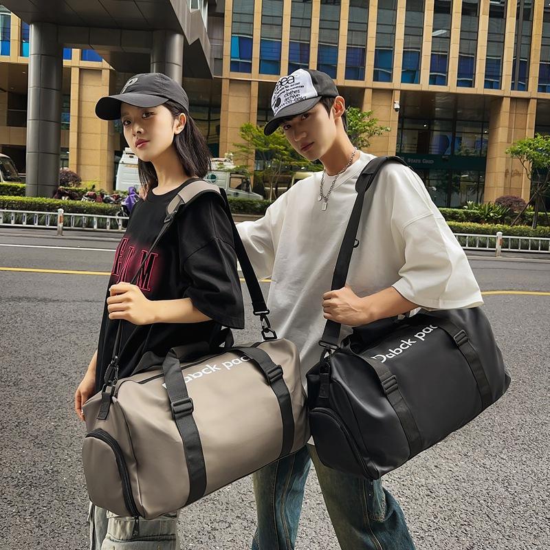 Couple models, short-distance outing, large-capacity decompression, travel bag, wet and dry separation, fashionable fitness bag, can cover tie rod