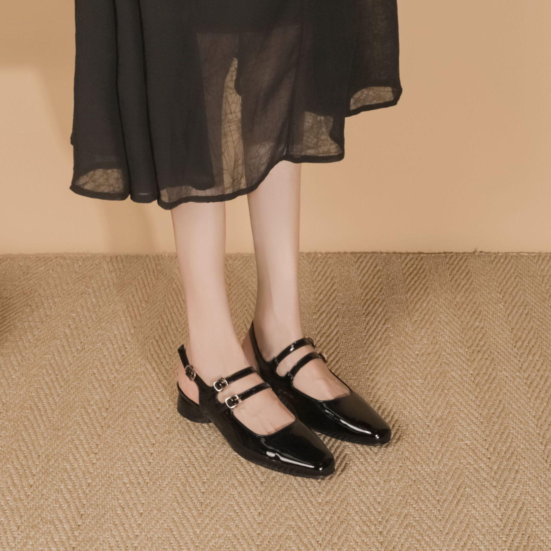 

2025 осень новая мода толстый каблук высокие каблуки женские с высоким чувством верхняя одежда пустые одинарные туфли модная универсальная женская обувь 35