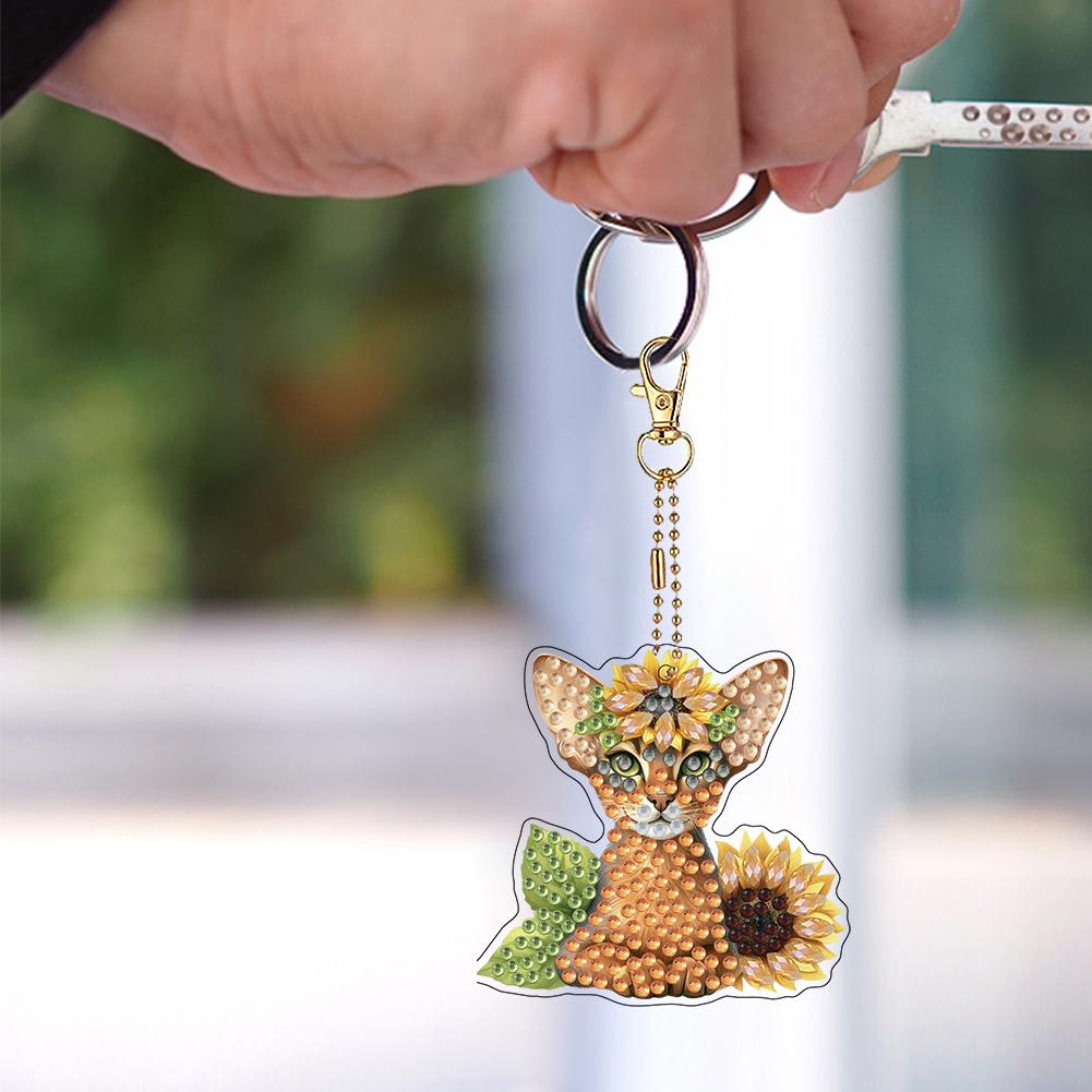 6Pcs Double Sided Special Shaped Exquisite Pattern Diamond Painting Keychain Rhinestone Painting Keychain Pendant for Beginners