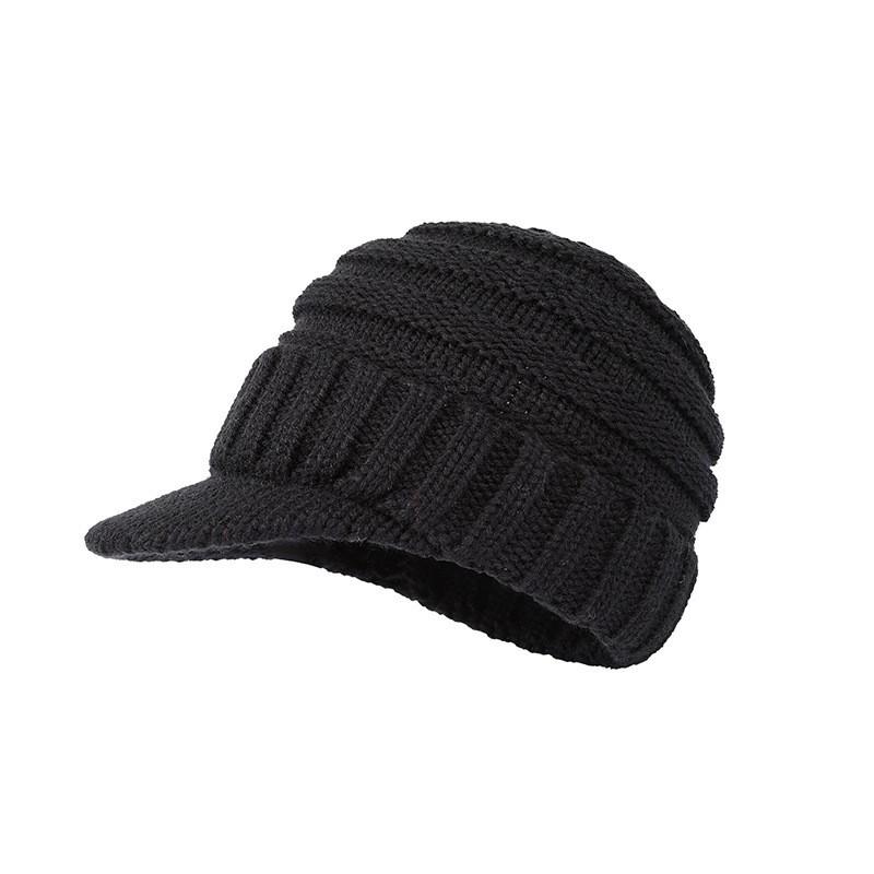 Minimalist Women's Duckbill Knit Hat - Short Brim, Warm Ear Protection for Autumn/Winter Skiing.