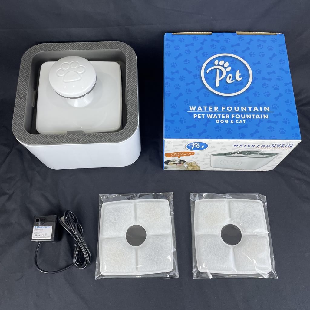 Pet Drinking Fountain Cat Dog Plastic Intelligent Large Capacity Pet Drinking Fountain 2000ml