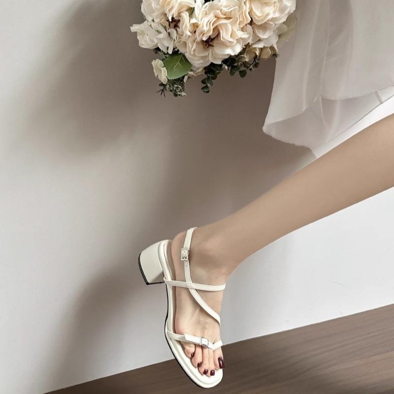 Soft leather version~ brown with Roman sandals 2025 summer new thick heel retro style with skirt beautiful toe sandals