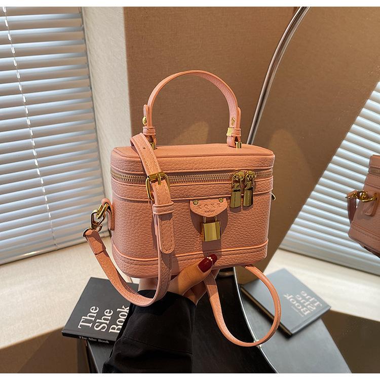 High-end niche design bag women's summer new fashion messenger bag women's portable box bag