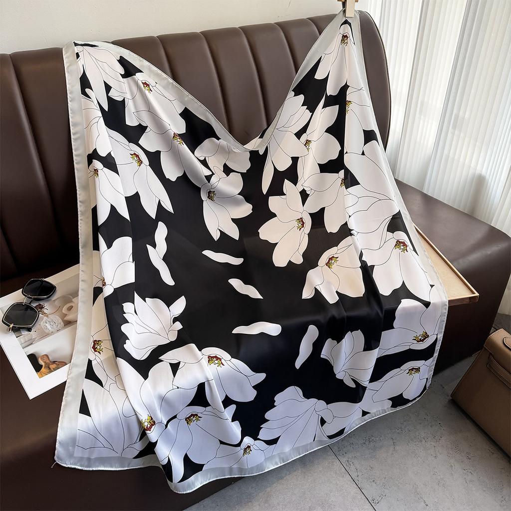 90*90cm Square Scarf Luxury Floral Print Silk Scarfs Women Neck Scarves Foulard Headscarf Summer Shawls Hijab Bandana Head Scarf