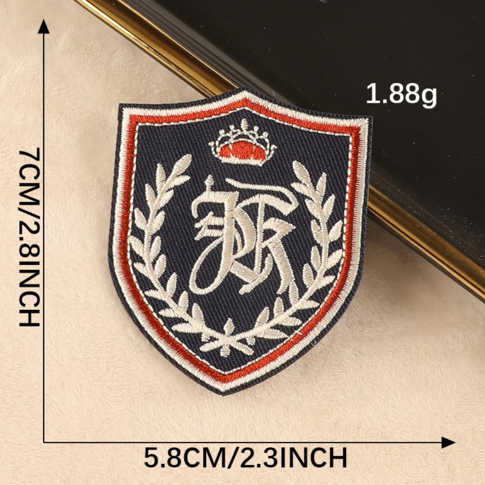 College style badge embroidery stickers, computer embroidery labels, chest badges, DIY clothing and hat patch stickers