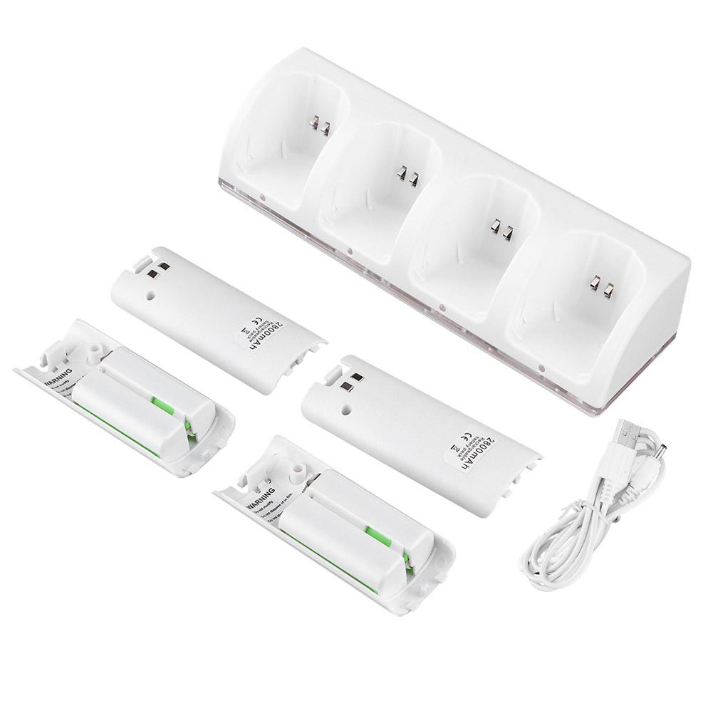 Bílá nabíjecí stanice 4 v 1 s 4 ks 2800mAh baterií pro Wii / Wii U ovladače2800mAh