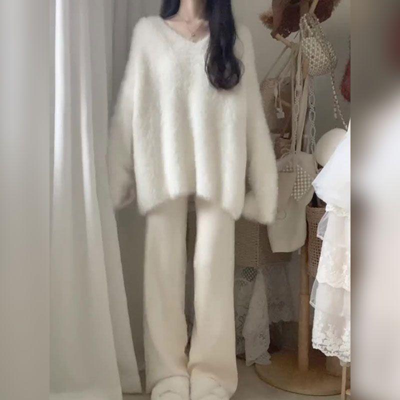 Elegant Korean Style Autumn/Winter Sweater & Fleece-Lined Wide-Leg Pants Set
