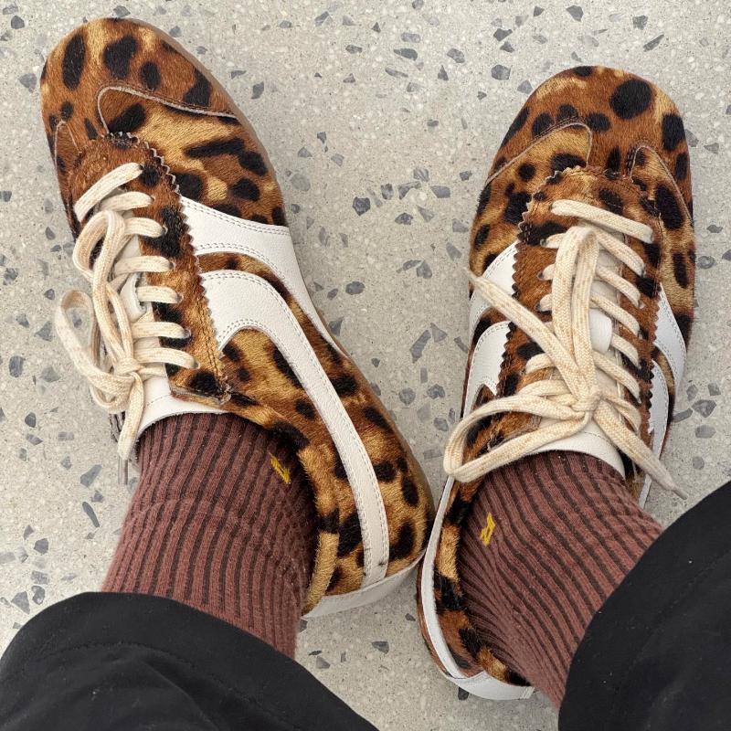 Sneakers Leather Forrest Gump Shoes Women Casual  High quality Retro Lace-up German Training Flat Shoes Women