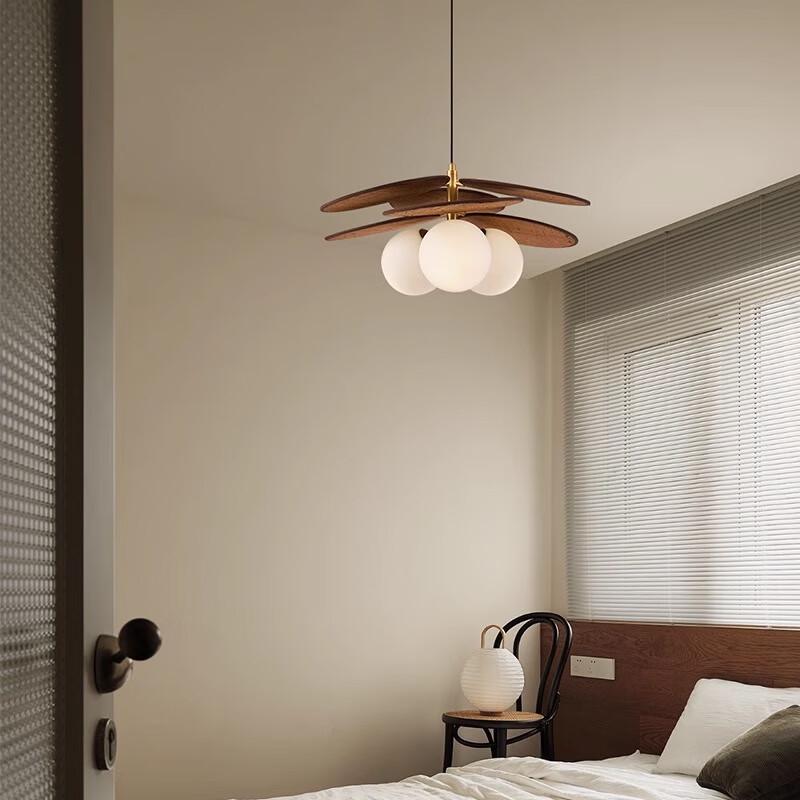 UOSU French Retro Rattan Chandelier