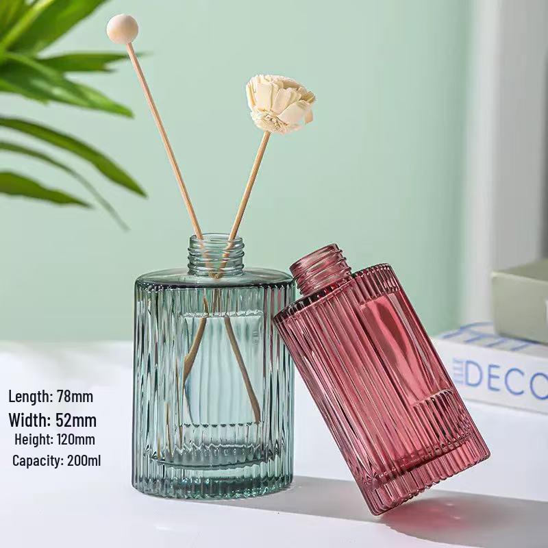 High-Value Vertical Stripe Large Capacity Glass Aromatherapy Bottle with Diffuser Sticks for Creative Home Decoration.