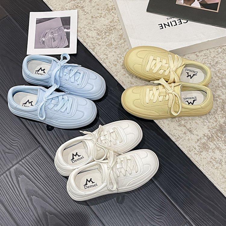 Korean Version of Light Casual and Comfortable Little White Shoes Women's Autumn 2025 New Sports Shoes Casual Versatile Flat Baseplate Shoes