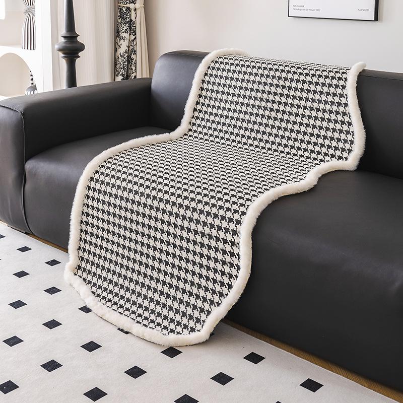 Special-Shaped Sofa Cushion Autumn and Winter High-Grade the Edge of Rabbit Hair Straight Row Sofa Cover Cloth