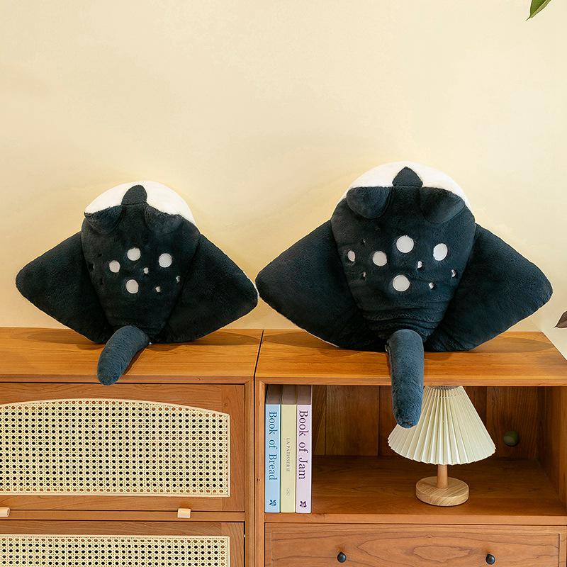 Kreatywna pluszowa poduszka w kształcie kota manty - Zabawna kreskówkowa zabawka płaszczka diabła na prezent urodzinowy dla dziewczynek