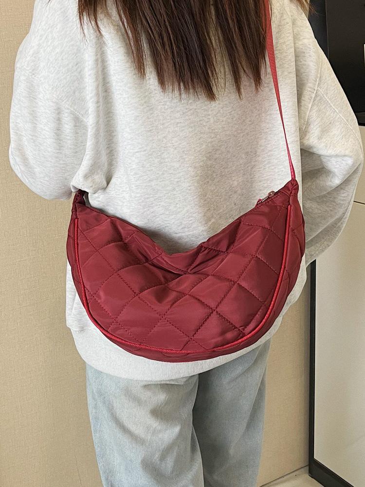 Women's Large Capacity Diamond Quilted Crossbody Bag - Versatile, Lightweight, and Casual