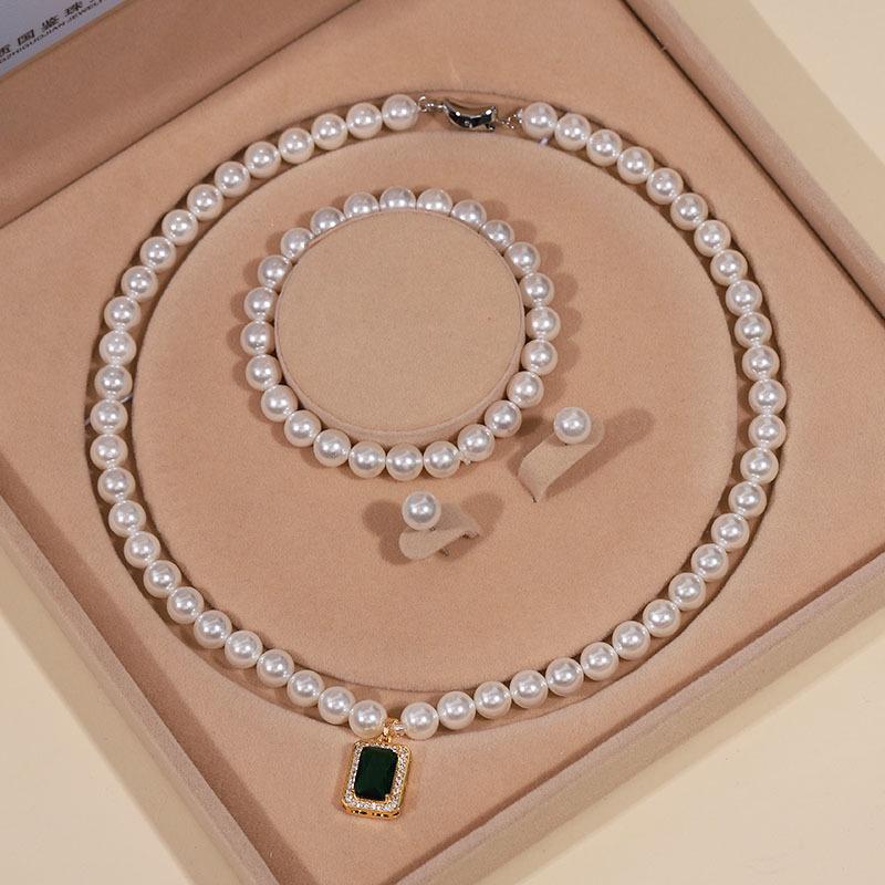 Elegante Collana di Perle di Conchiglia Profonda - Perfetto Regalo per la Festa della Mamma