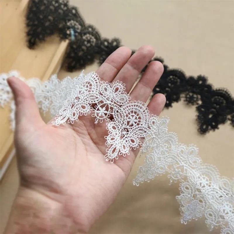 Laces, 5.5 cm, 0.91 m, set of 1, white